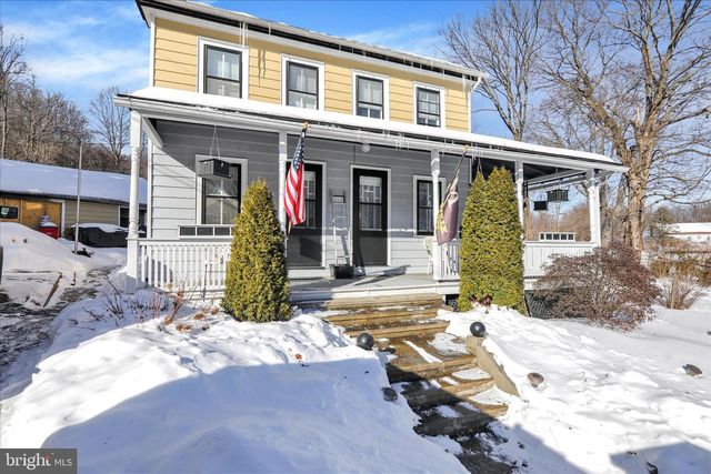 715 FURNACE RD, Wernersville, PA 19565