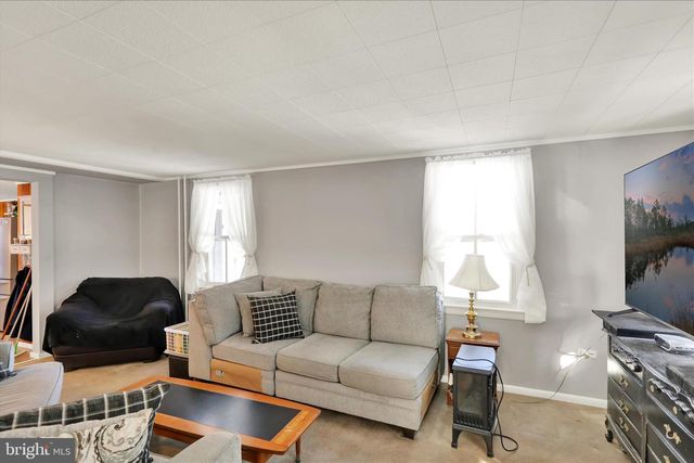 715 FURNACE RD, Wernersville, PA 19565