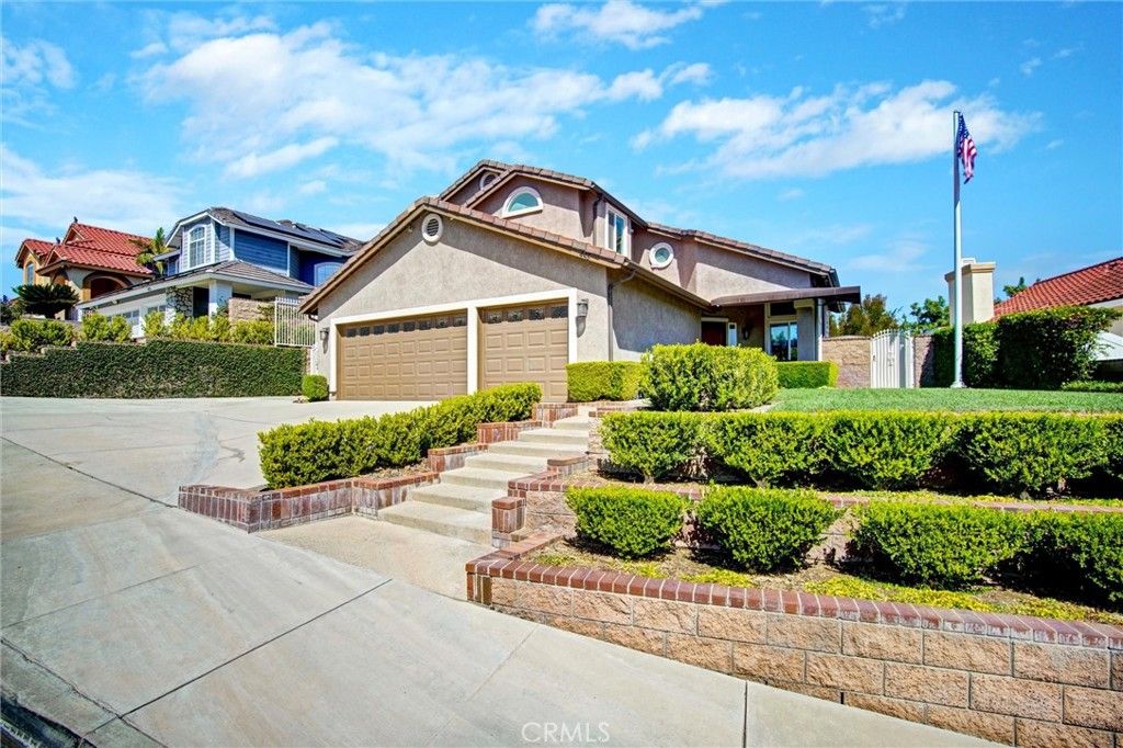 445 Somerset Circle, Corona, CA 92879 — photo 2
