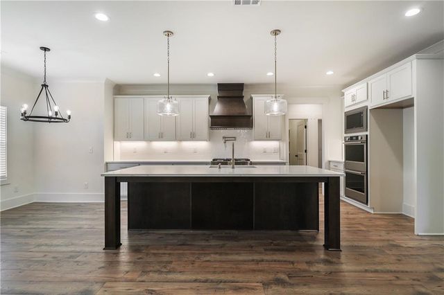2113 Stonegate Way, Monroe, GA 30656