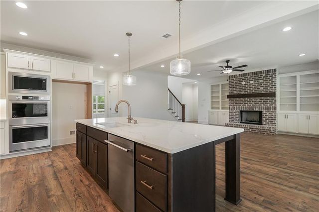2113 Stonegate Way, Monroe, GA 30656