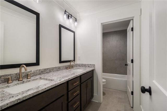 2113 Stonegate Way, Monroe, GA 30656
