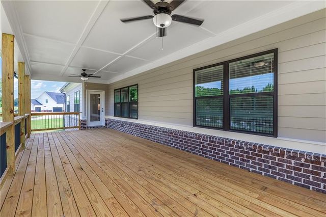 2113 Stonegate Way, Monroe, GA 30656