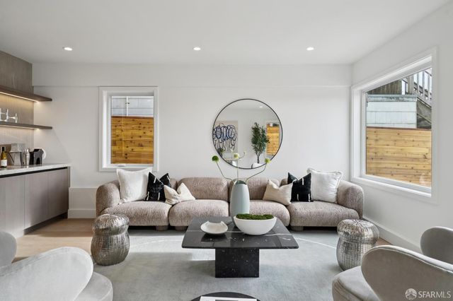 2341 28th Avenue, San Francisco, CA 94116