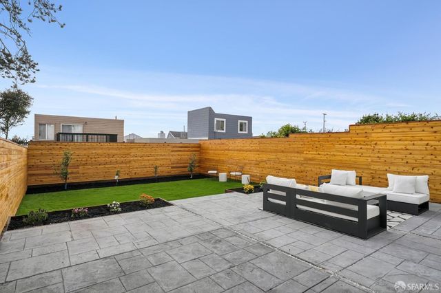 2341 28th Avenue, San Francisco, CA 94116