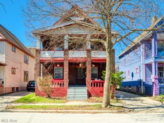 1622 Winchester Avenue, Lakewood, OH 44107