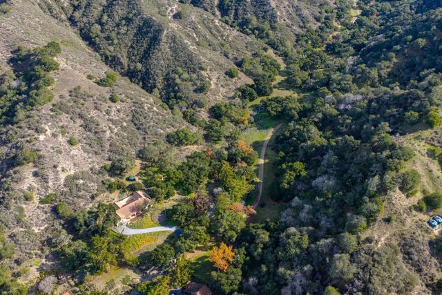 90 Harper Canyon Road, Salinas, CA 93908