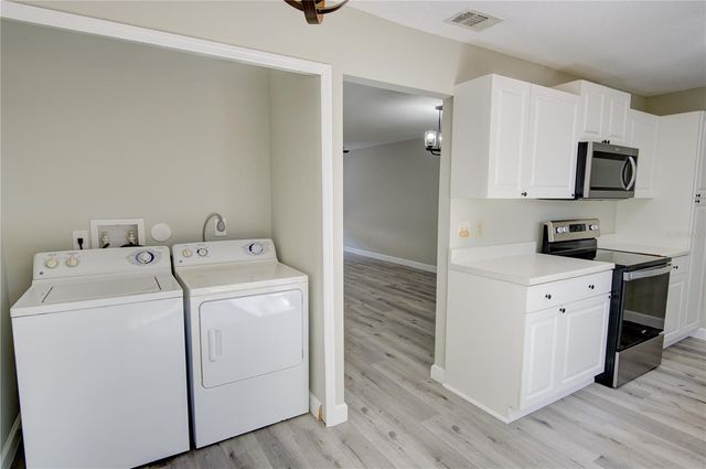 6296 RIVER RUN PLACE 194, Orlando, FL 32807