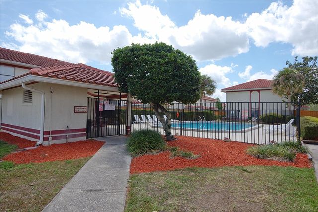 6296 RIVER RUN PLACE 194, Orlando, FL 32807