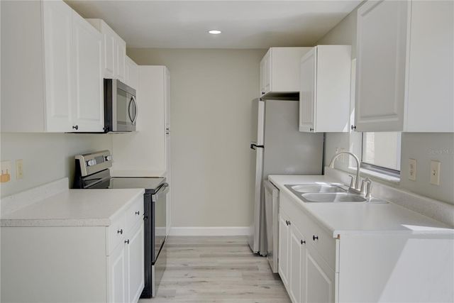 6296 RIVER RUN PLACE 194, Orlando, FL 32807