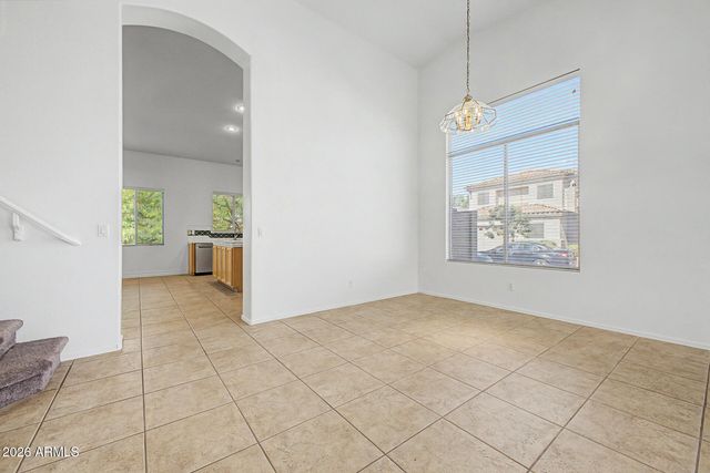 1223 W WALTANN Lane, Phoenix, AZ 85023
