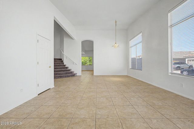 1223 W WALTANN Lane, Phoenix, AZ 85023