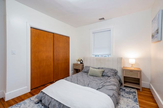 82 Blue Hill Ave, Milton, MA 02186