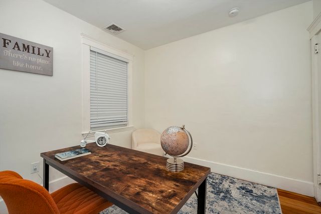 82 Blue Hill Ave, Milton, MA 02186