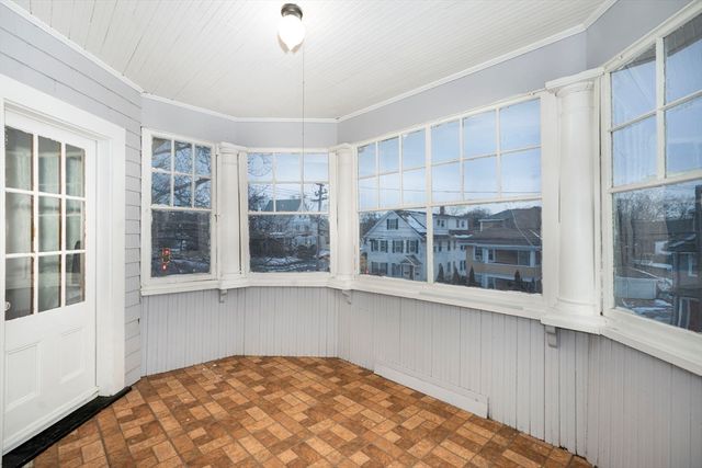 82 Blue Hill Ave, Milton, MA 02186