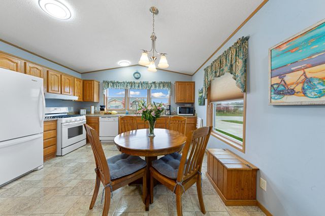 505 30th Street NW, Faribault, MN 55021