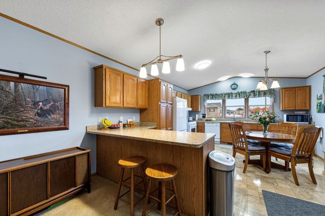 505 30th Street NW, Faribault, MN 55021