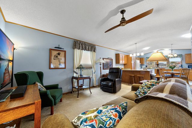 505 30th Street NW, Faribault, MN 55021