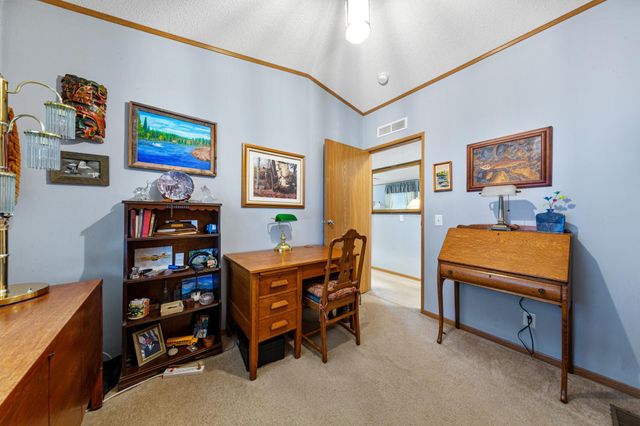 505 30th Street NW, Faribault, MN 55021