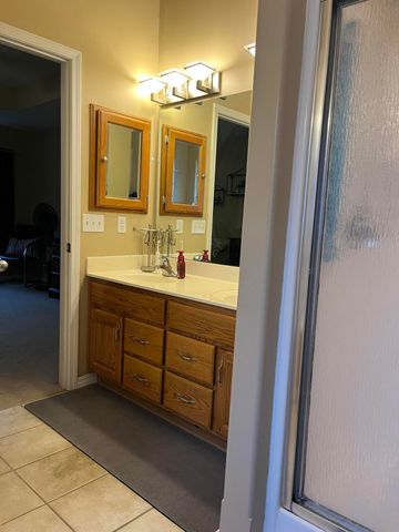 4636 W Curtice Drive, Battlefield, MO 65619