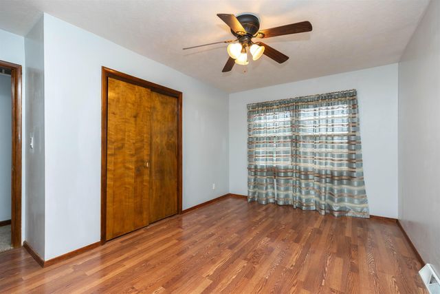 2061 Mission Rd, Salina, KS 67401