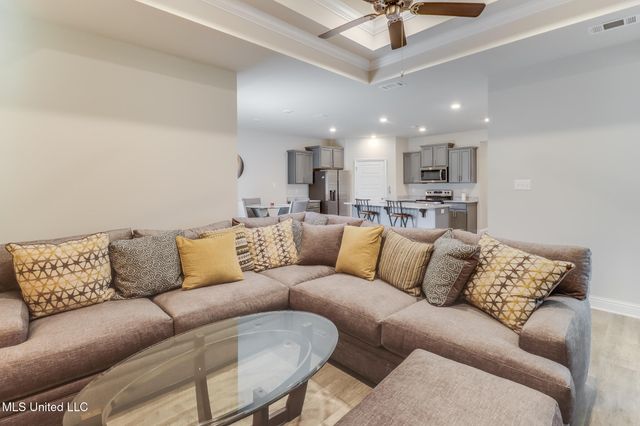 5625 Overland Drive, Biloxi, MS 39532