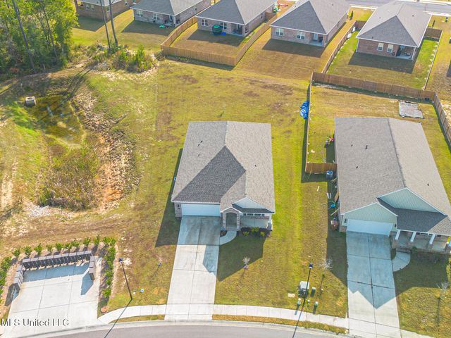 5625 Overland Drive, Biloxi, MS 39532