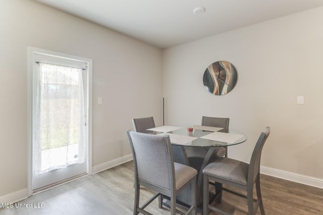 5625 Overland Drive, Biloxi, MS 39532