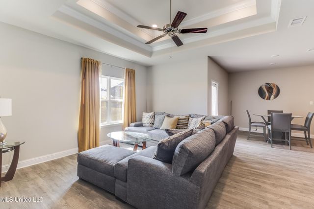 5625 Overland Drive, Biloxi, MS 39532