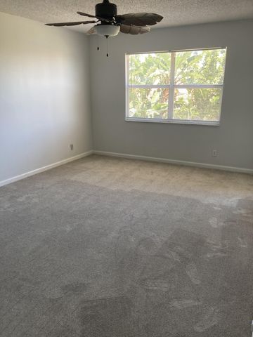 7680 STONE HARBOUR Drive 3, Lake Worth, FL 33467