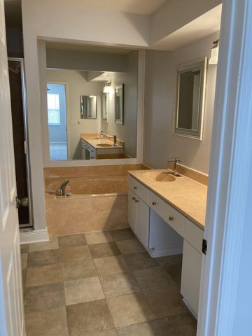 7680 STONE HARBOUR Drive 3, Lake Worth, FL 33467