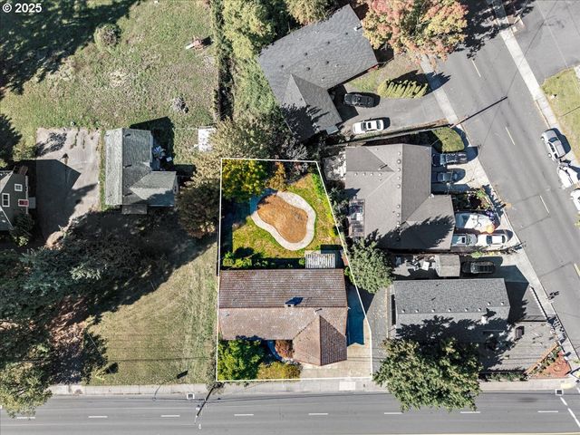 1303 Ne CORNELL Rd, Hillsboro, OR 97124