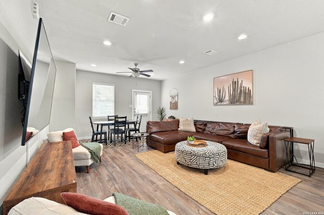 13342 Rowdy Cv, San Antonio, TX 78249