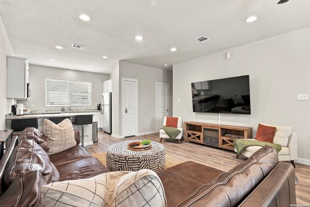 13342 Rowdy Cv, San Antonio, TX 78249