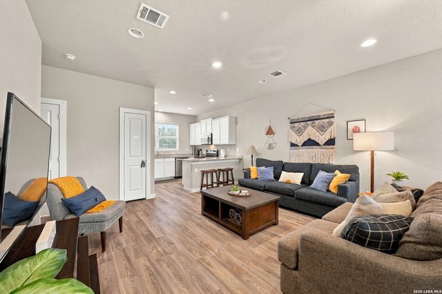 13342 Rowdy Cv, San Antonio, TX 78249