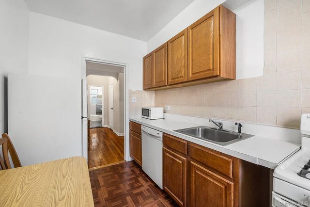 6360 102nd Street A11, Rego Park, NY 11374