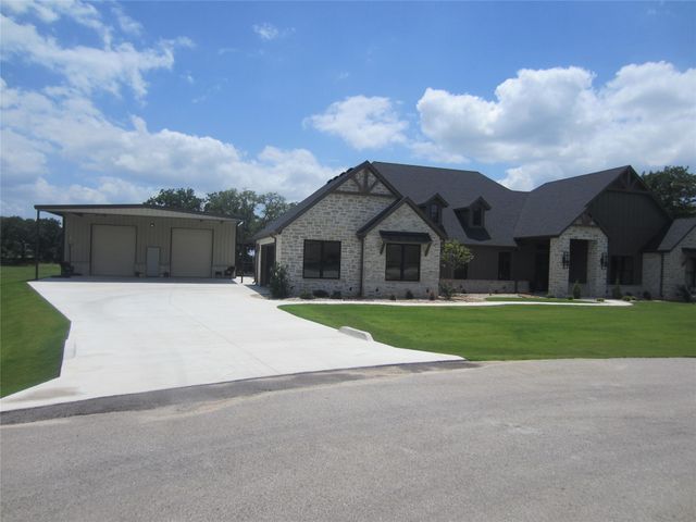 625 Dana Court, Tolar, TX 76476