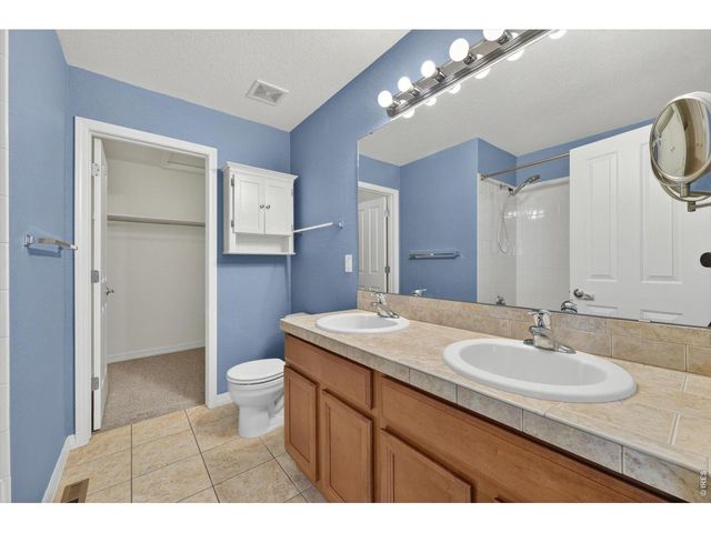 805 Summer Hawk Dr Z-156, Longmont, CO 80504