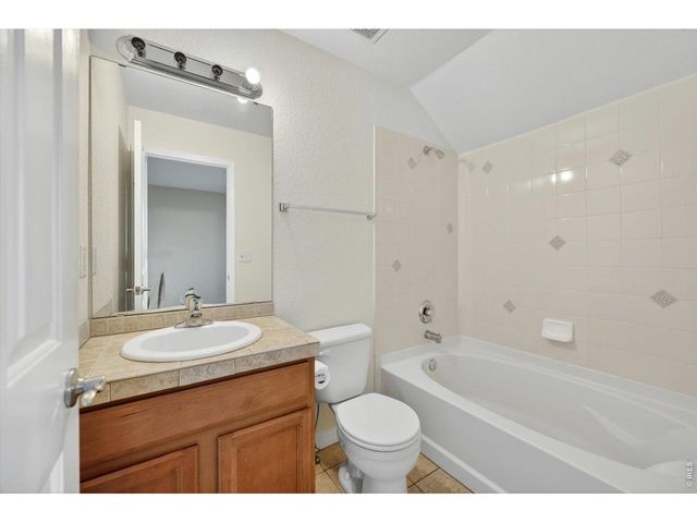 805 Summer Hawk Dr Z-156, Longmont, CO 80504