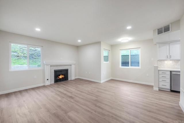 700 Sea Cliff Way 705, Oceanside, CA 92056