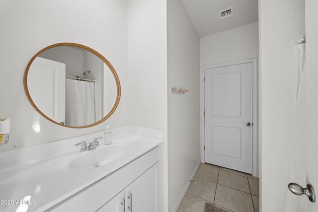 9505 W ILLINI Street, Tolleson, AZ 85353