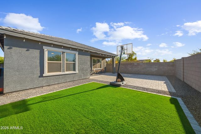 9505 W ILLINI Street, Tolleson, AZ 85353