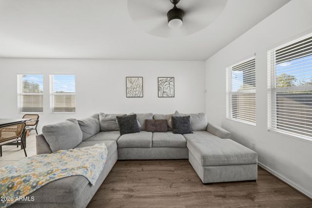 9505 W ILLINI Street, Tolleson, AZ 85353