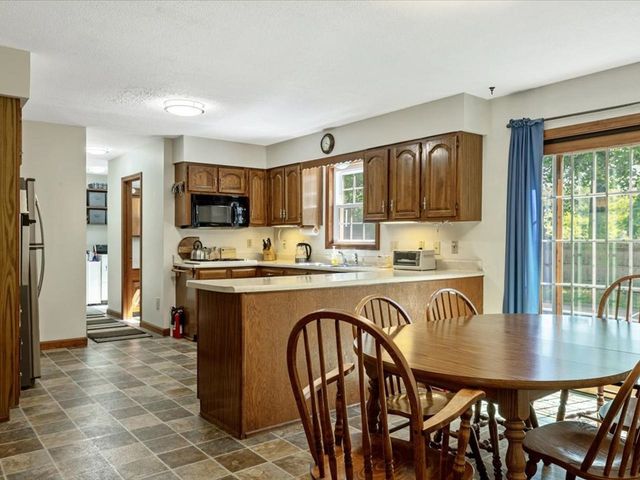 8 Brownell Drive, Essex Junction, VT 05452
