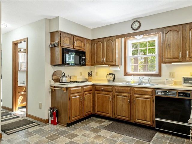 8 Brownell Drive, Essex Junction, VT 05452