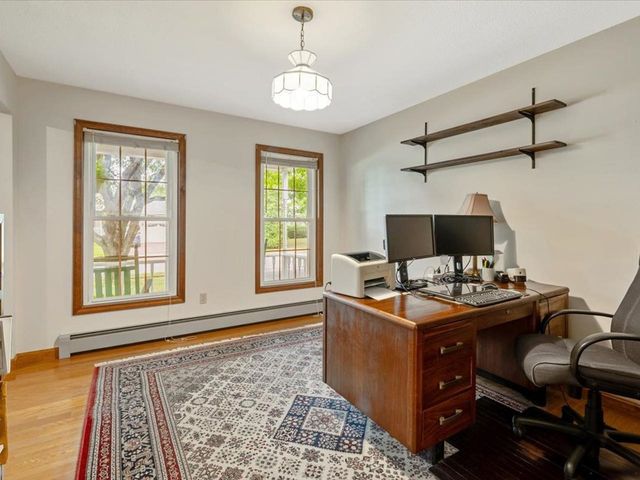 8 Brownell Drive, Essex Junction, VT 05452