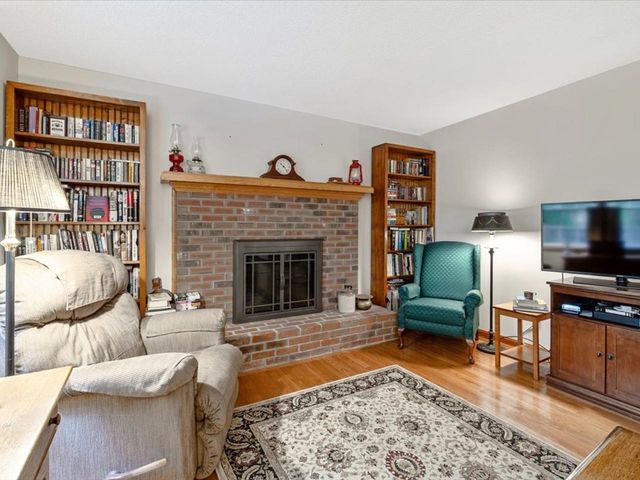 8 Brownell Drive, Essex Junction, VT 05452