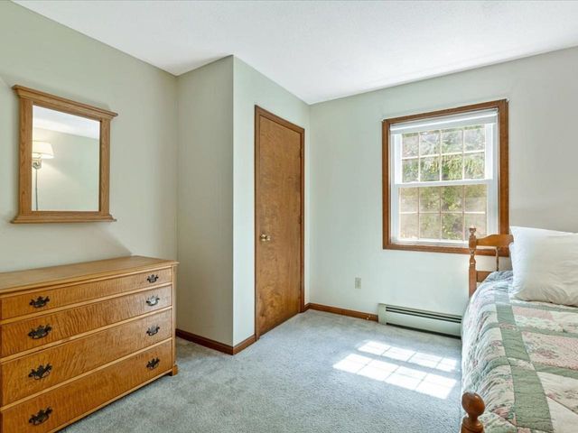 8 Brownell Drive, Essex Junction, VT 05452