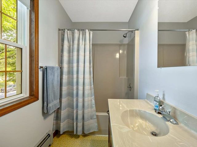 8 Brownell Drive, Essex Junction, VT 05452