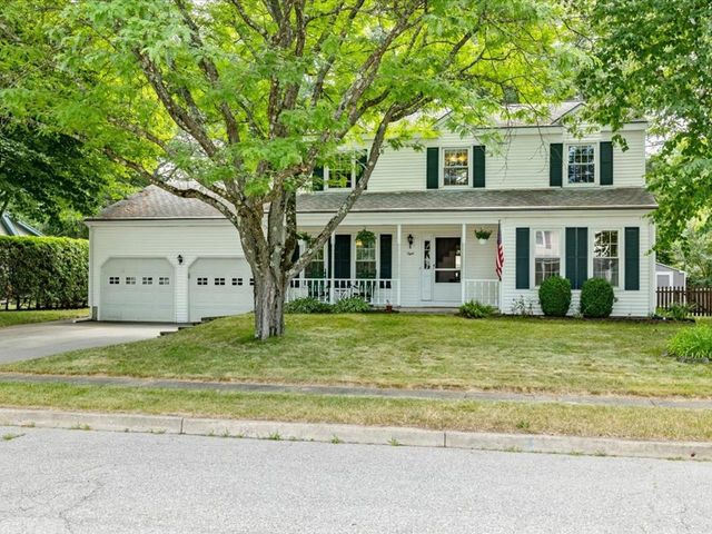 8 Brownell Drive, Essex Junction, VT 05452